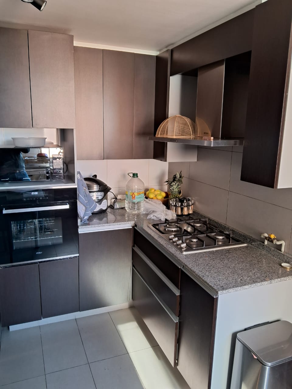 Cocina antes de la renovación en Puerto Varas